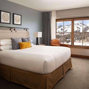 Lodge Room King Bed